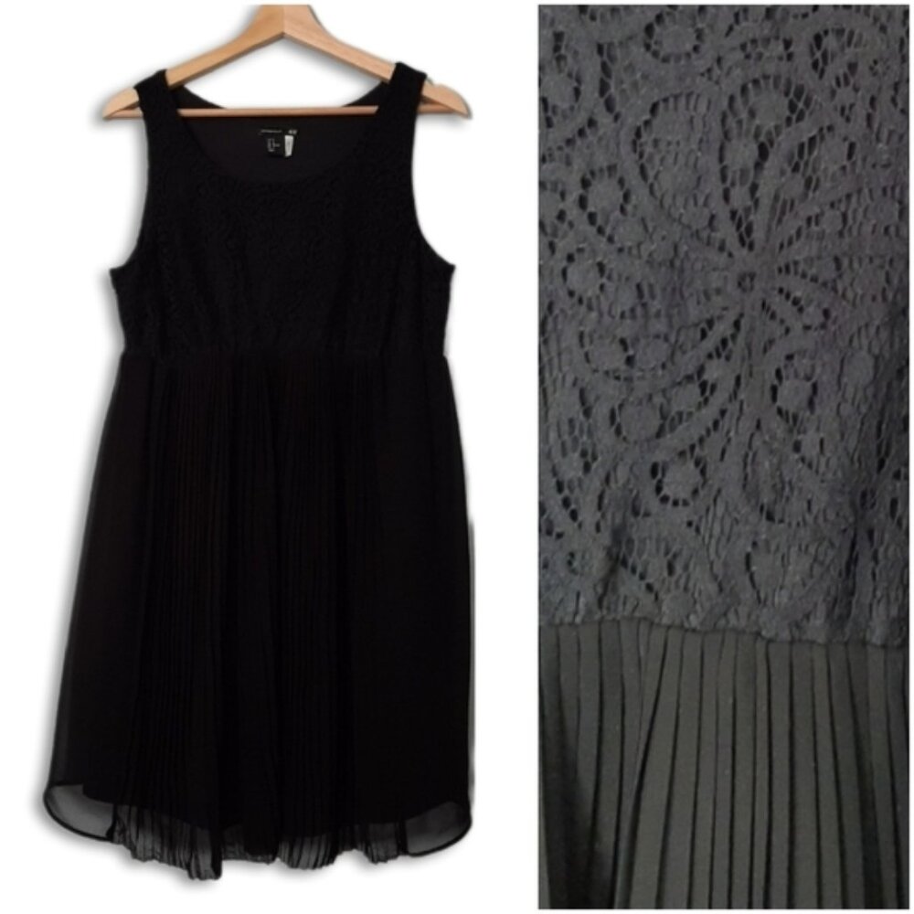 H&M Mama Maternity Baby Doll Empire Floral Lace Pleated Plisse Dress Black Sz M
